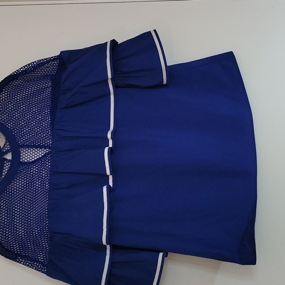 Belle & Sky Mesh Ruffled Top Navy and White  Size Medium - Picture 4 of 6